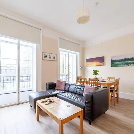 Spacious & Central 3-Bed Flat By Popular Waterloo! Londres Exterior foto